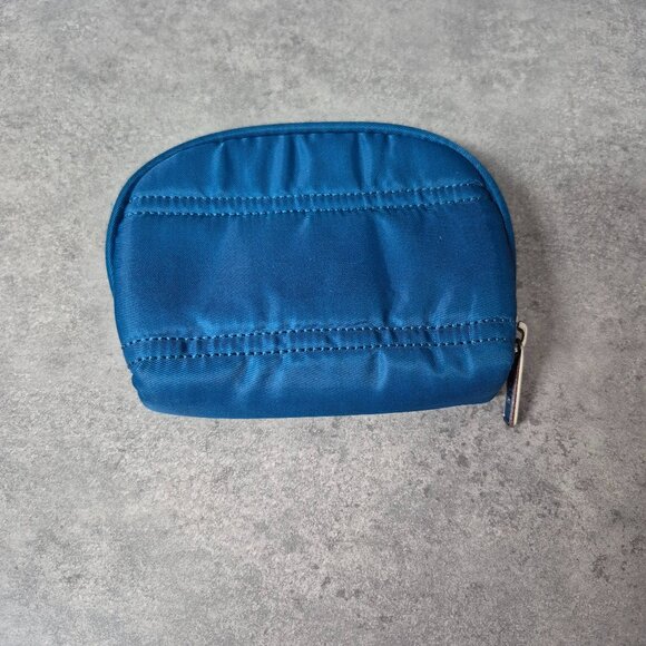Lug Blue Quilted Travel Bag with Matching Zippered Change Purse - Picture 2 of 16